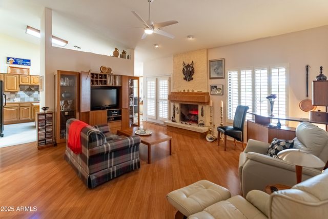 9414 W TONTO Lane, Peoria, AZ 85382