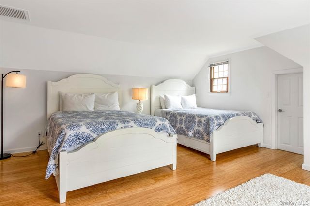 350 Eastwood Drive, Cutchogue, NY 11935