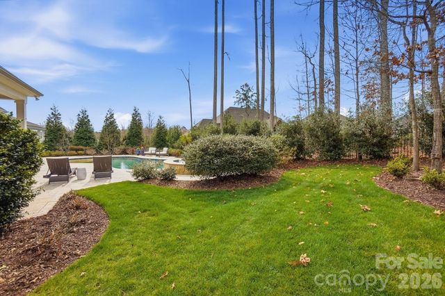 13124 Davidson Park Drive, Davidson, NC 28036