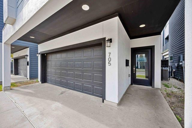 705 Gregg Street, Houston, TX 77020