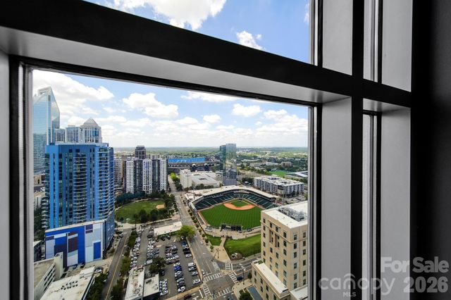 333 W Trade Street 2701, Charlotte, NC 28202