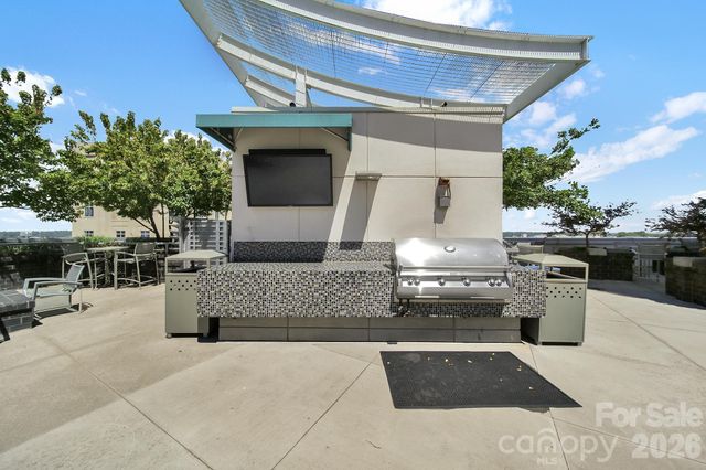 333 W Trade Street 2701, Charlotte, NC 28202