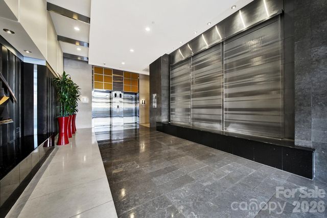 333 W Trade Street 2701, Charlotte, NC 28202