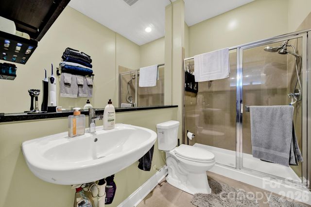 333 W Trade Street 2701, Charlotte, NC 28202