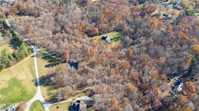 8823 Sherbow Road, Kernersville, NC 27284