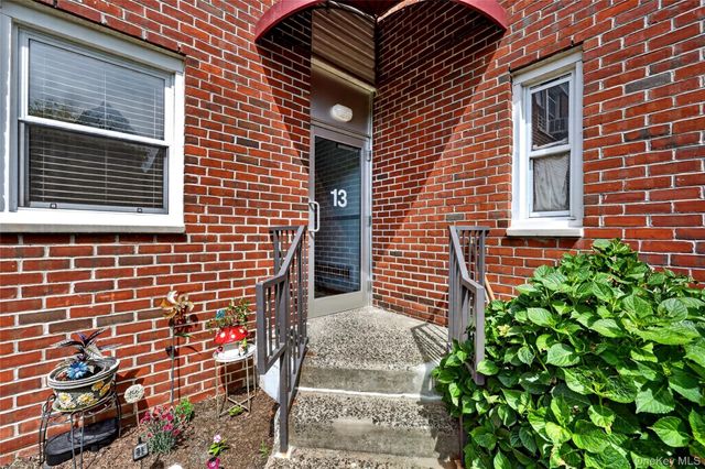 13 winchester Avenue 2a, Yonkers, NY 10710