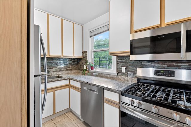 13 winchester Avenue 2a, Yonkers, NY 10710