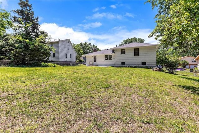 13509 Belmeade Avenue, Grandview, MO 64030