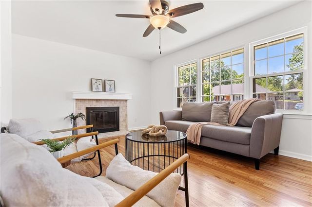 13509 Belmeade Avenue, Grandview, MO 64030