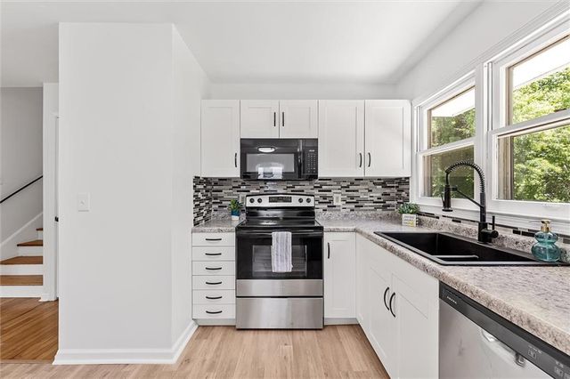 13509 Belmeade Avenue, Grandview, MO 64030
