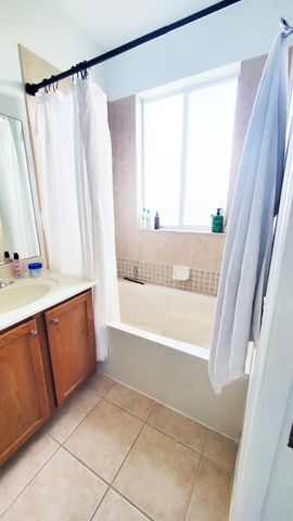 3051 Laurel Ridge Circle, Riviera Beach, FL 33404