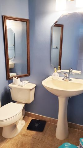 3051 Laurel Ridge Circle, Riviera Beach, FL 33404