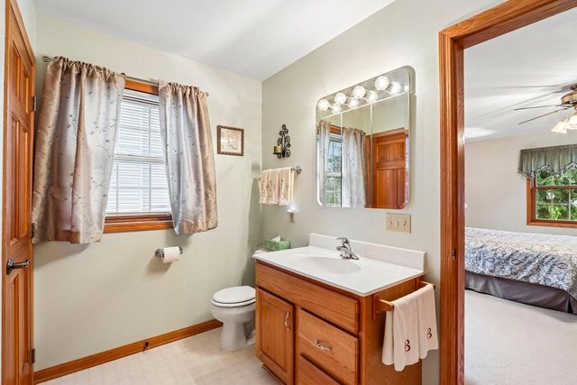 462 Deerwood COURT, Grafton, WI 53024