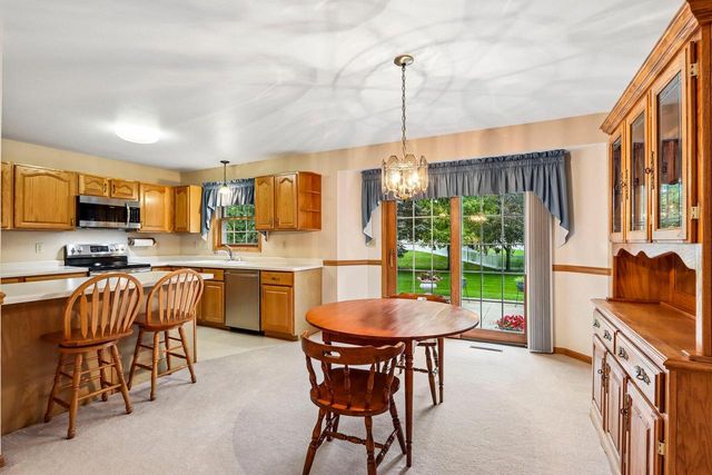 462 Deerwood COURT, Grafton, WI 53024
