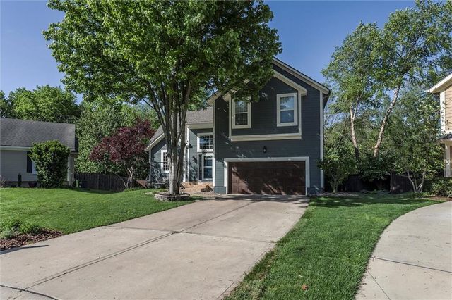 991 N Marion Street, Olathe, KS 66061