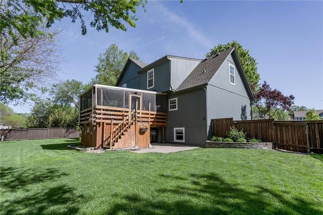 991 N Marion Street, Olathe, KS 66061
