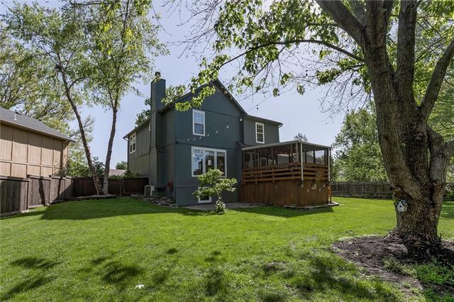 991 N Marion Street, Olathe, KS 66061