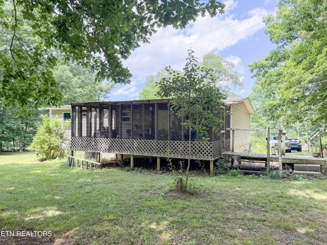 102 Skyline Court, Crossville, TN 38572