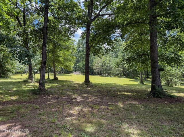 102 Skyline Court, Crossville, TN 38572