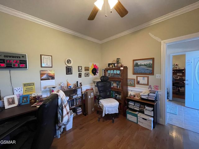 120 County Line Road, Dandridge, TN 37725