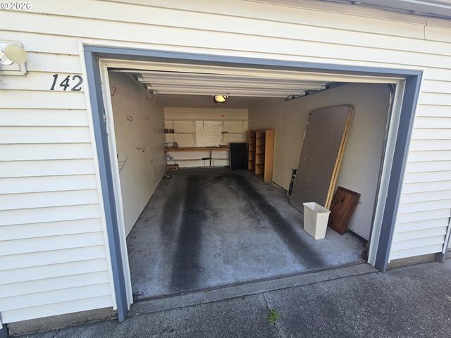 14875 Ne SACRAMENTO St 142, Portland, OR 97230