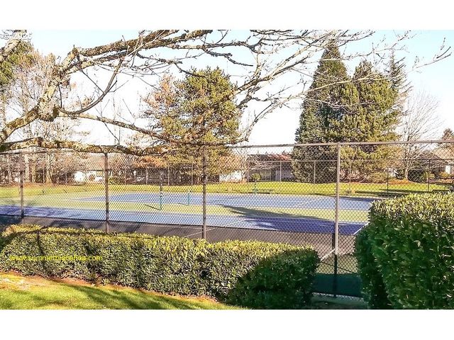 14875 Ne SACRAMENTO St 142, Portland, OR 97230