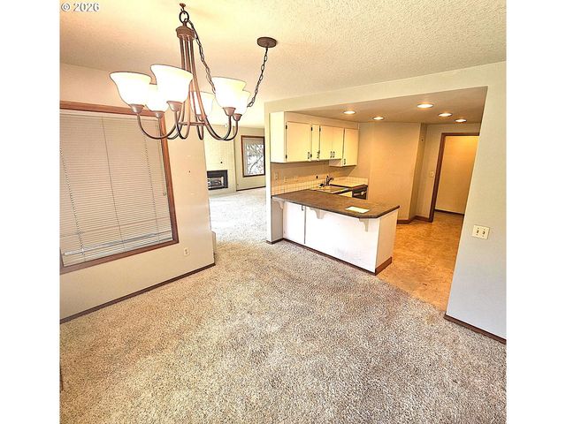 14875 Ne SACRAMENTO St 142, Portland, OR 97230