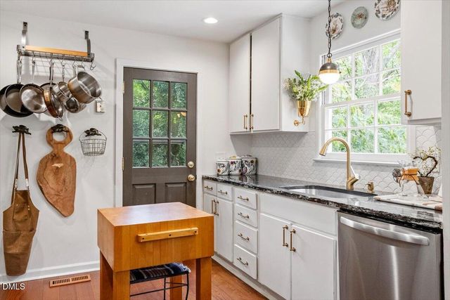 200 Northclift Drive, Raleigh, NC 27609