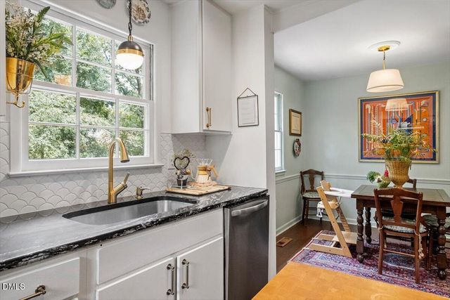200 Northclift Drive, Raleigh, NC 27609