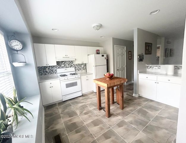 2505 Metedeconk Court, Freehold, NJ 07728