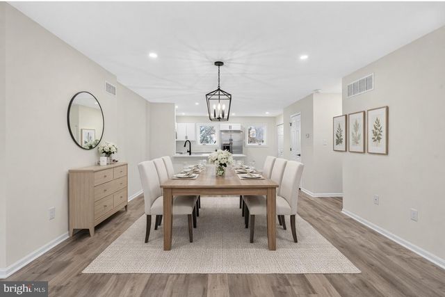 2 EIGHTH AVE, Wilmimgton, DE 19805