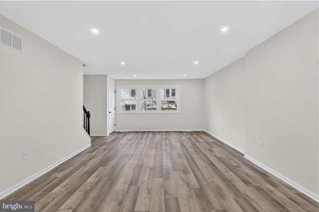 2 EIGHTH AVE, Wilmimgton, DE 19805