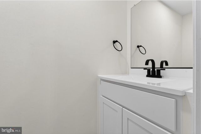 2 EIGHTH AVE, Wilmimgton, DE 19805