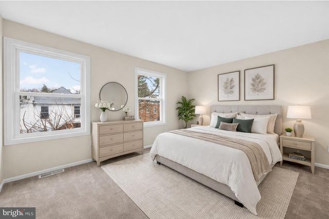 2 EIGHTH AVE, Wilmimgton, DE 19805