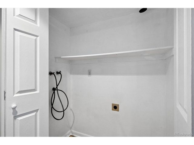 5955 E 10th Ave 409, Denver, CO 80220