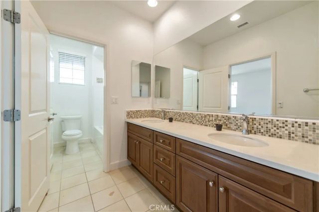 105 Tomato, Irvine, CA 92618