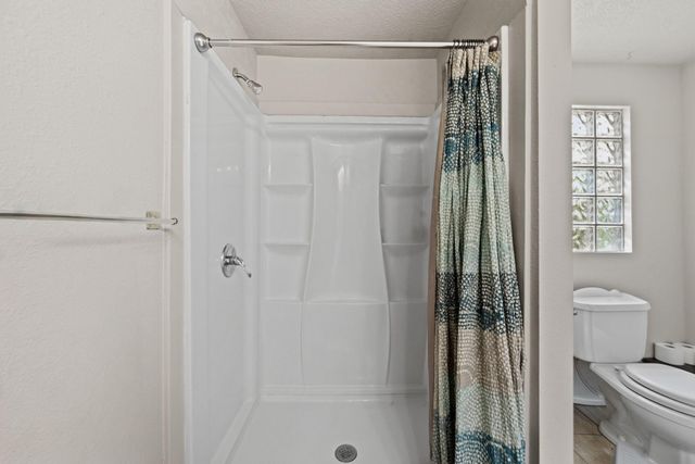 1005 W Clayton Street, Dayton, TX 77535