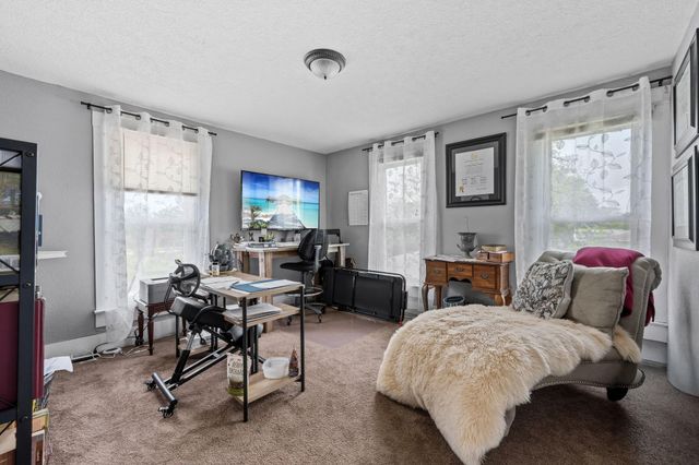1005 W Clayton Street, Dayton, TX 77535