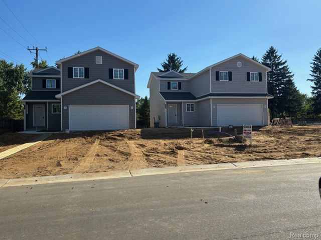 5740 Copper Tree Park, Waterford Charter Township, MI 48327