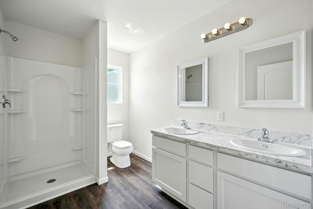 5740 Copper Tree Park, Waterford Charter Township, MI 48327