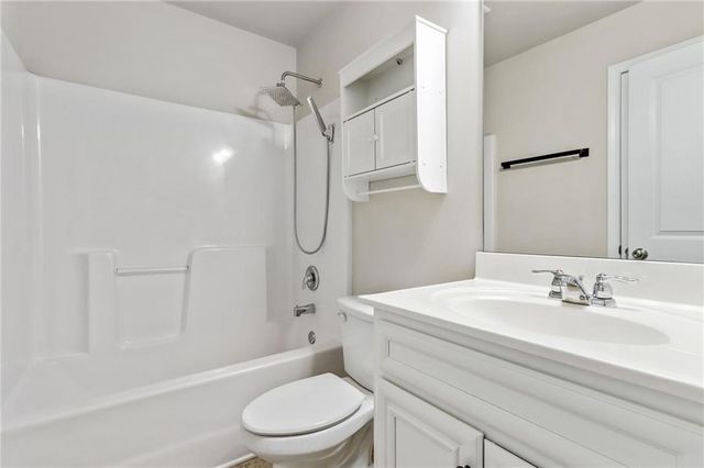 962 Dorsey Place Court, Lawrenceville, GA 30045