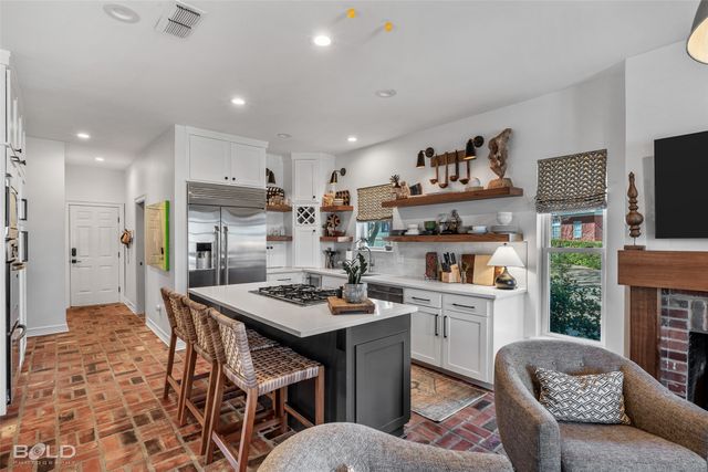 11180 Heritage Oaks Circle, Shreveport, LA 71106