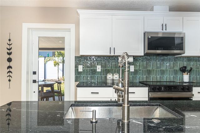 7843 CROSIER COURT, New Port Richey, FL 34653