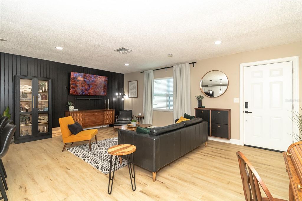 Image 8 of property listing at 7843 CROSIER COURT, New Port Richey, FL 34653