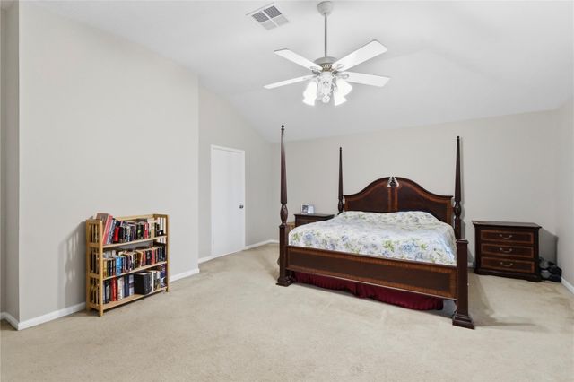 2703 Hidden Spring Vale Drive, Spring, TX 77386