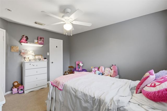 2703 Hidden Spring Vale Drive, Spring, TX 77386