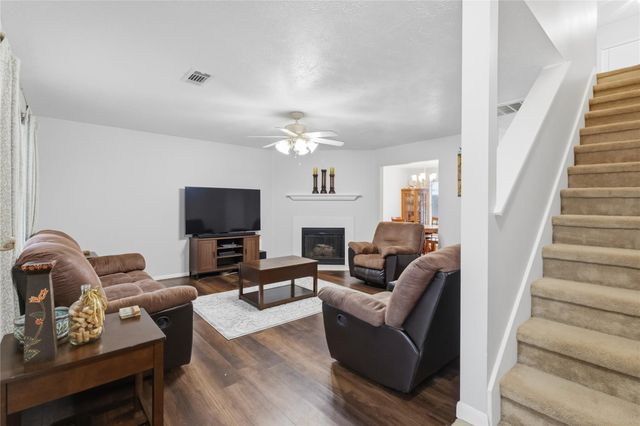 2703 Hidden Spring Vale Drive, Spring, TX 77386