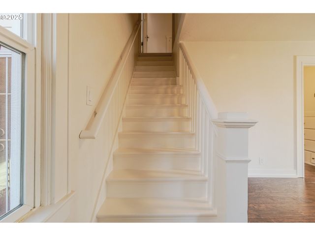 1110 CROSS St Se, Salem, OR 97302