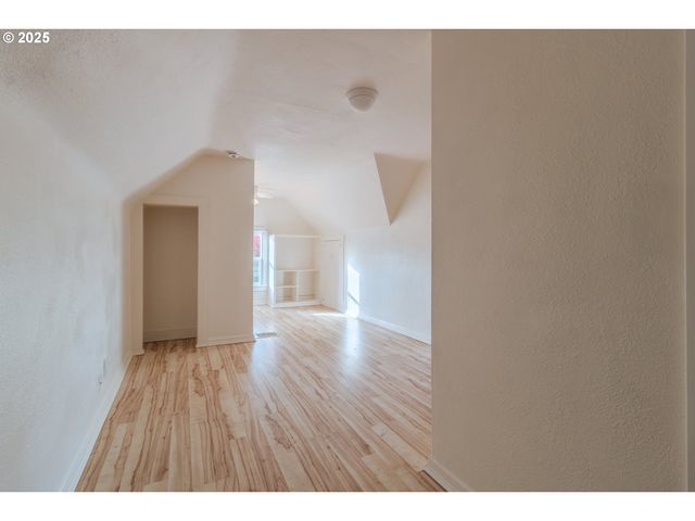 1110 CROSS St Se, Salem, OR 97302