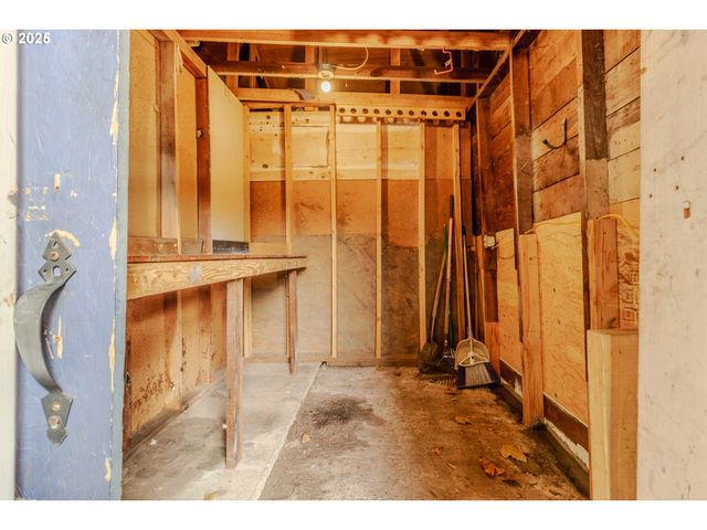 1110 CROSS St Se, Salem, OR 97302